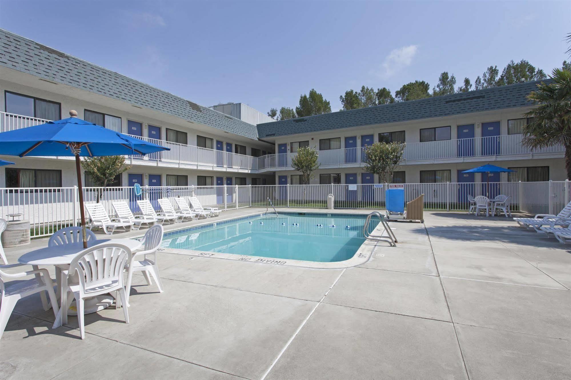 Hi - Wheel Flats Hotel Davis Exterior photo